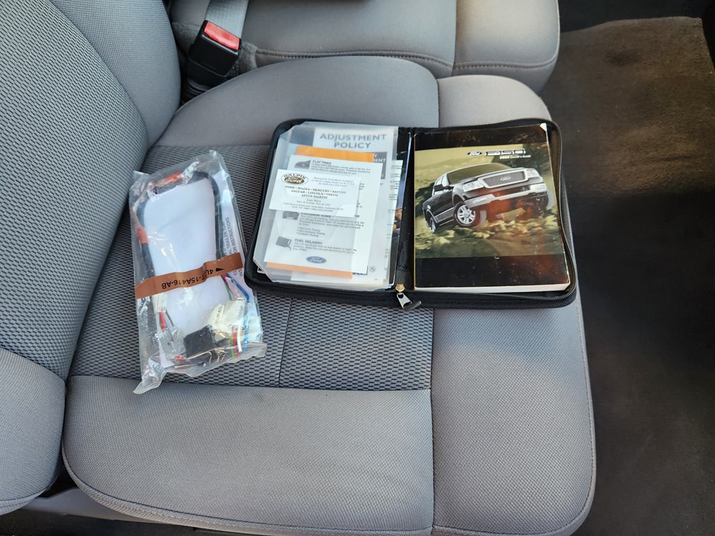 2004 Ford F-150 Image 48