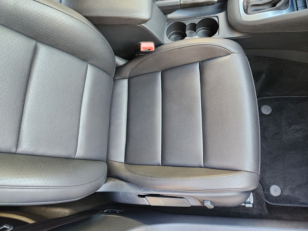 2010 Volkswagen Jetta Image 23