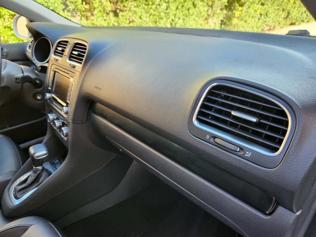2010 Volkswagen Jetta Image 24