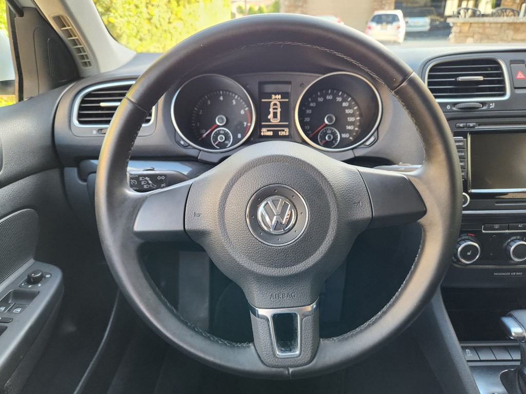 2010 Volkswagen Jetta Image 35