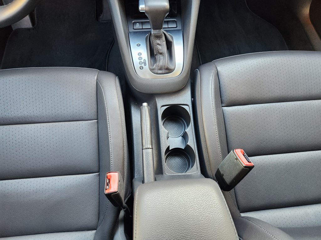 2010 Volkswagen Jetta Image 41