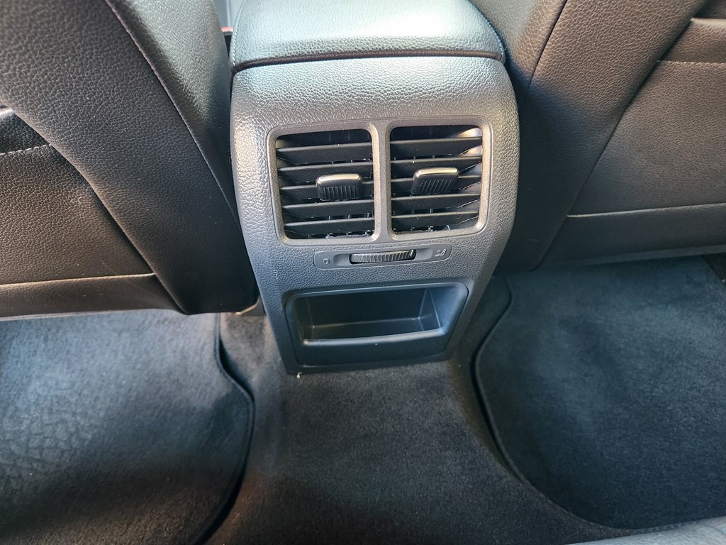 2010 Volkswagen Jetta Image 43