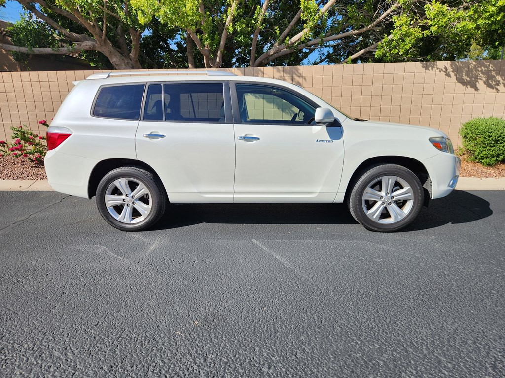2008 Toyota Highlander Image 2