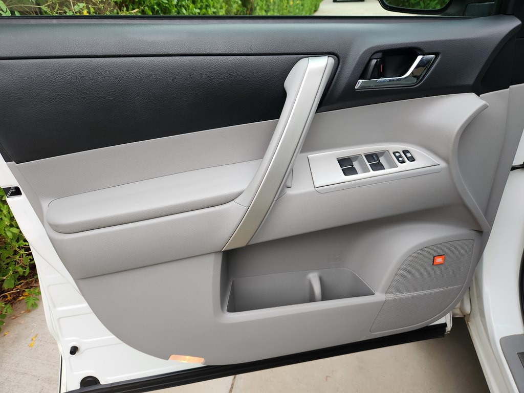 2008 Toyota Highlander Image 38