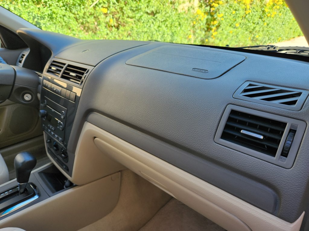 2006 Ford Fusion Image 24