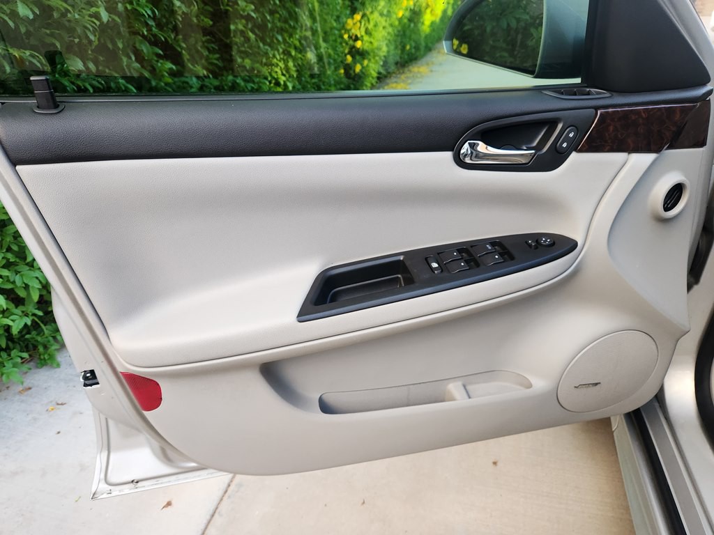 2012 Chevrolet Impala Image 31