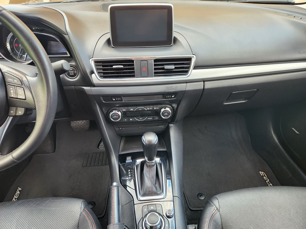 2016 Mazda Mazda3 Image 39