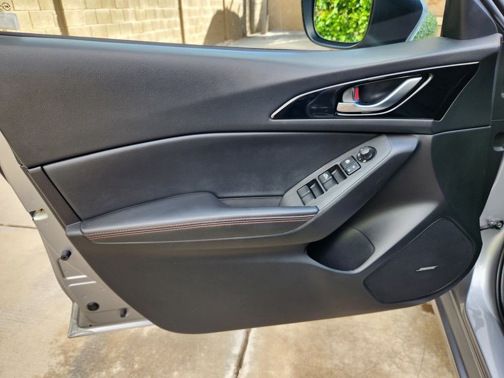 2016 Mazda Mazda3 Image 35