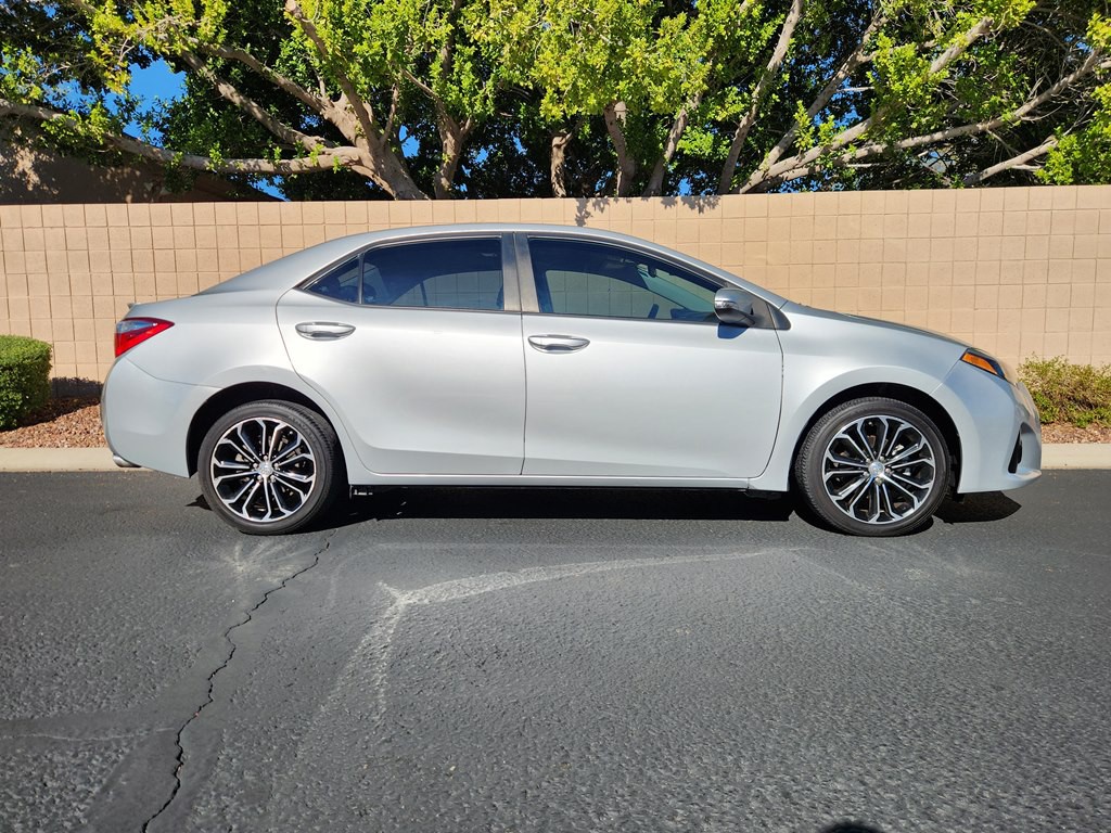 2014 Toyota Corolla Image 2