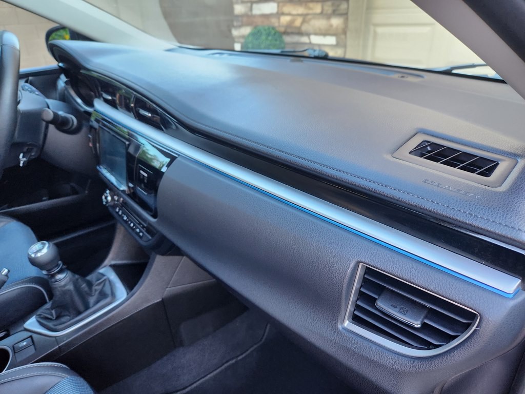 2014 Toyota Corolla Image 23