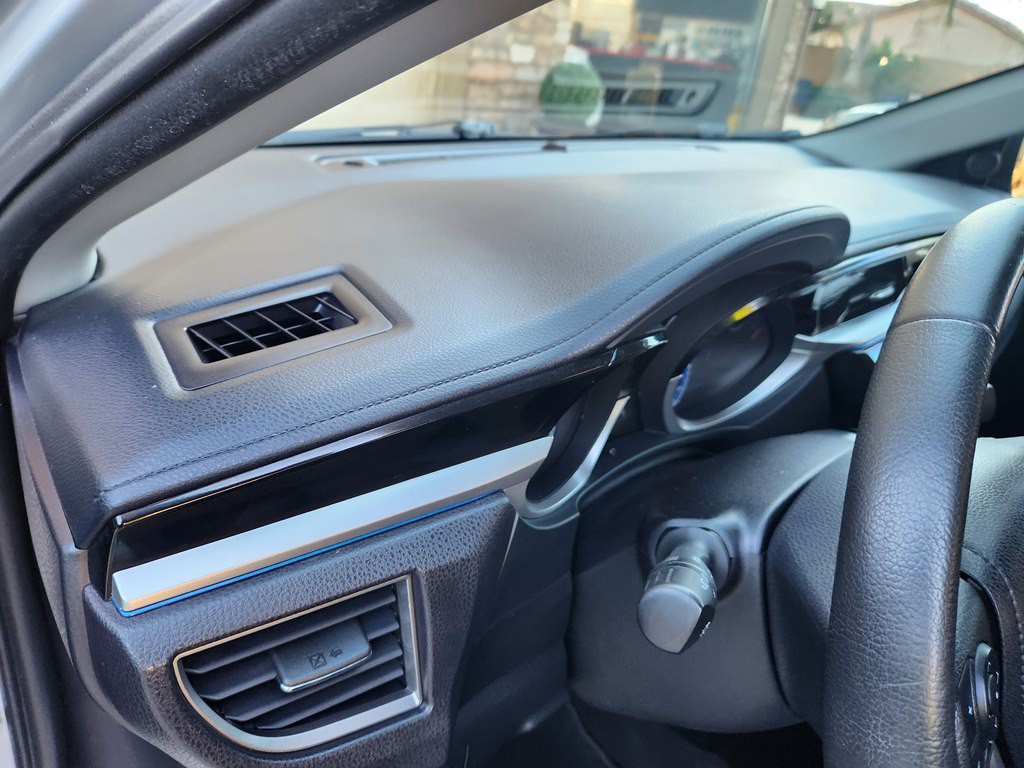 2014 Toyota Corolla Image 33