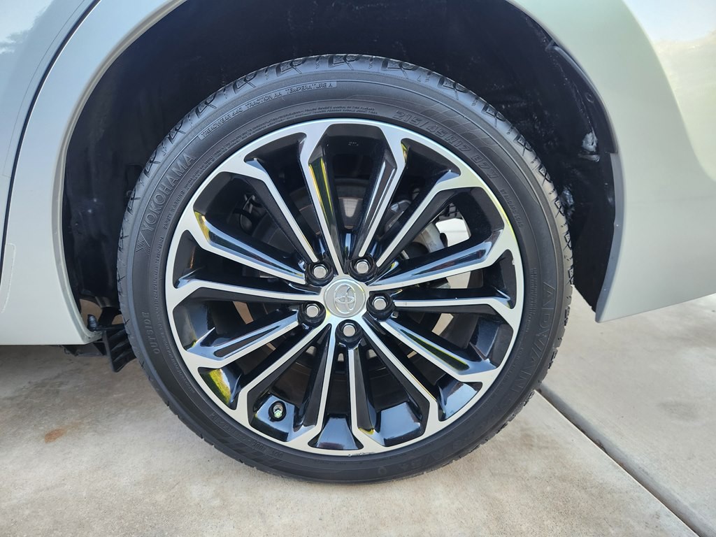 2014 Toyota Corolla Image 50