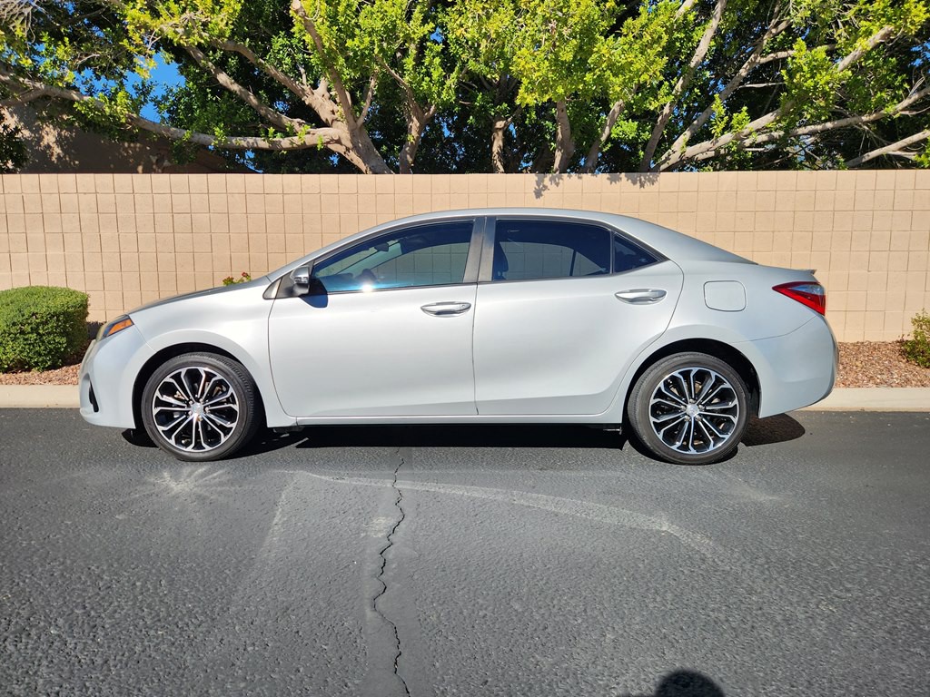 2014 Toyota Corolla Image 13