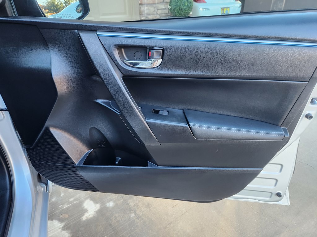 2014 Toyota Corolla Image 25