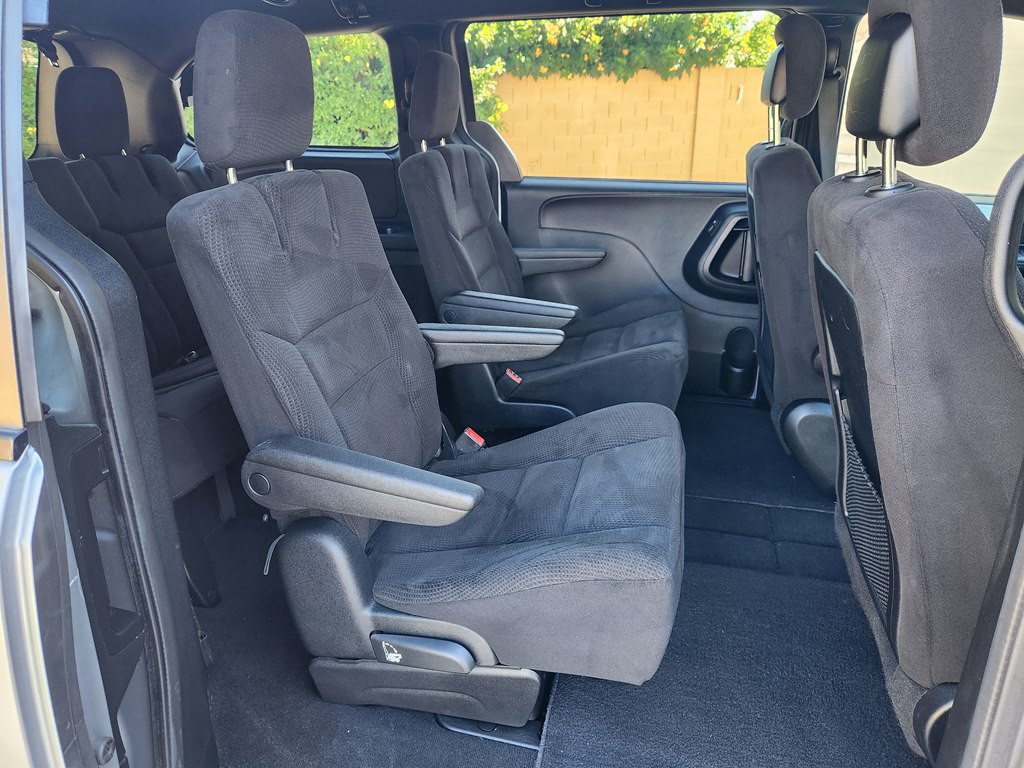 2014 Dodge Grand Caravan Image 25
