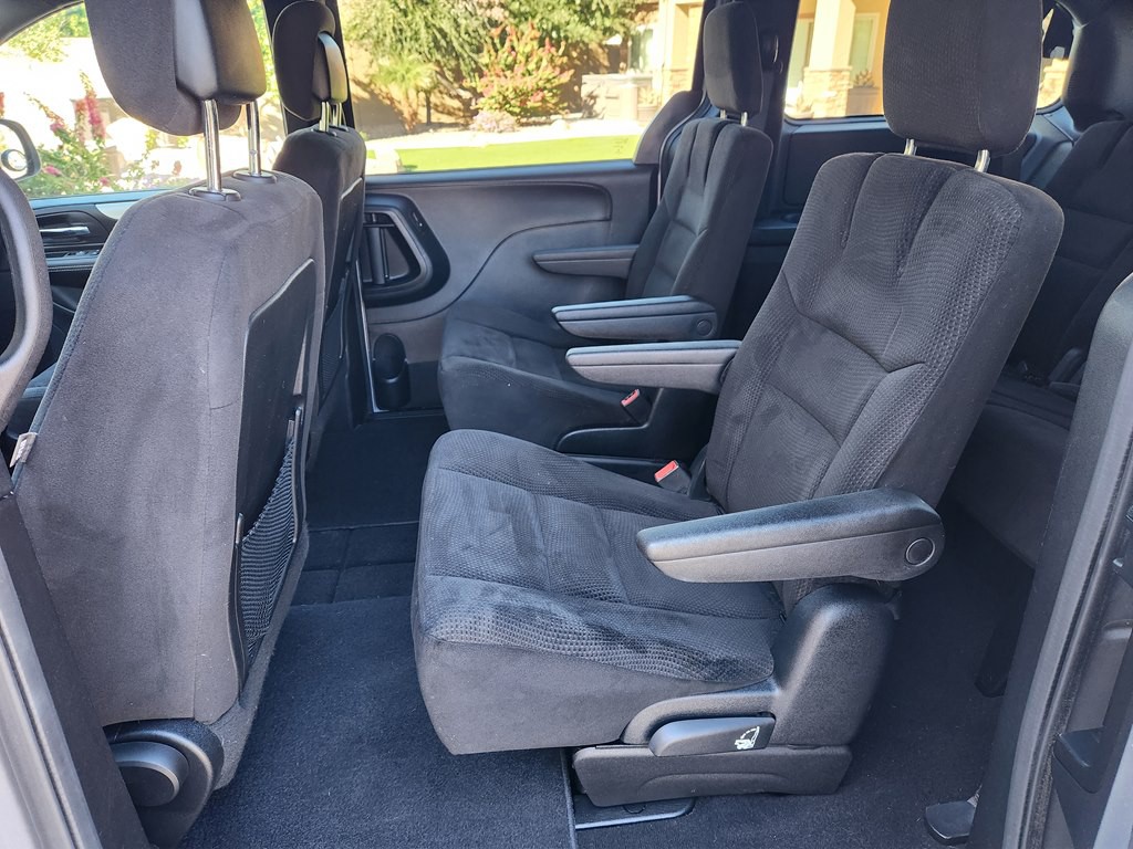 2014 Dodge Grand Caravan Image 28