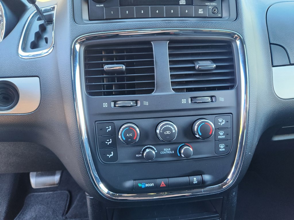 2014 Dodge Grand Caravan Image 41