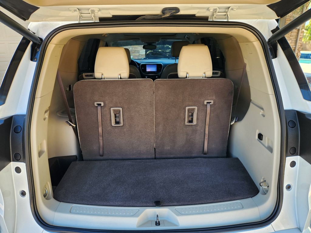 2017 GMC Acadia Image 5