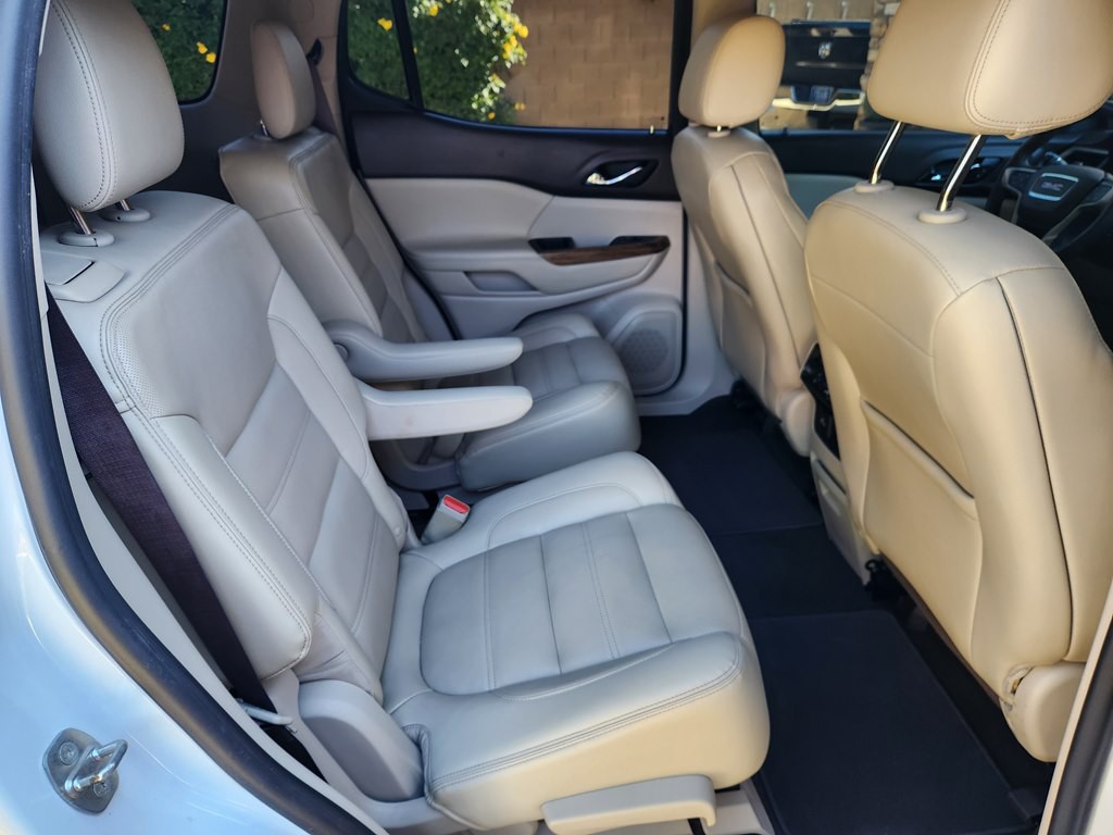 2017 GMC Acadia Image 31