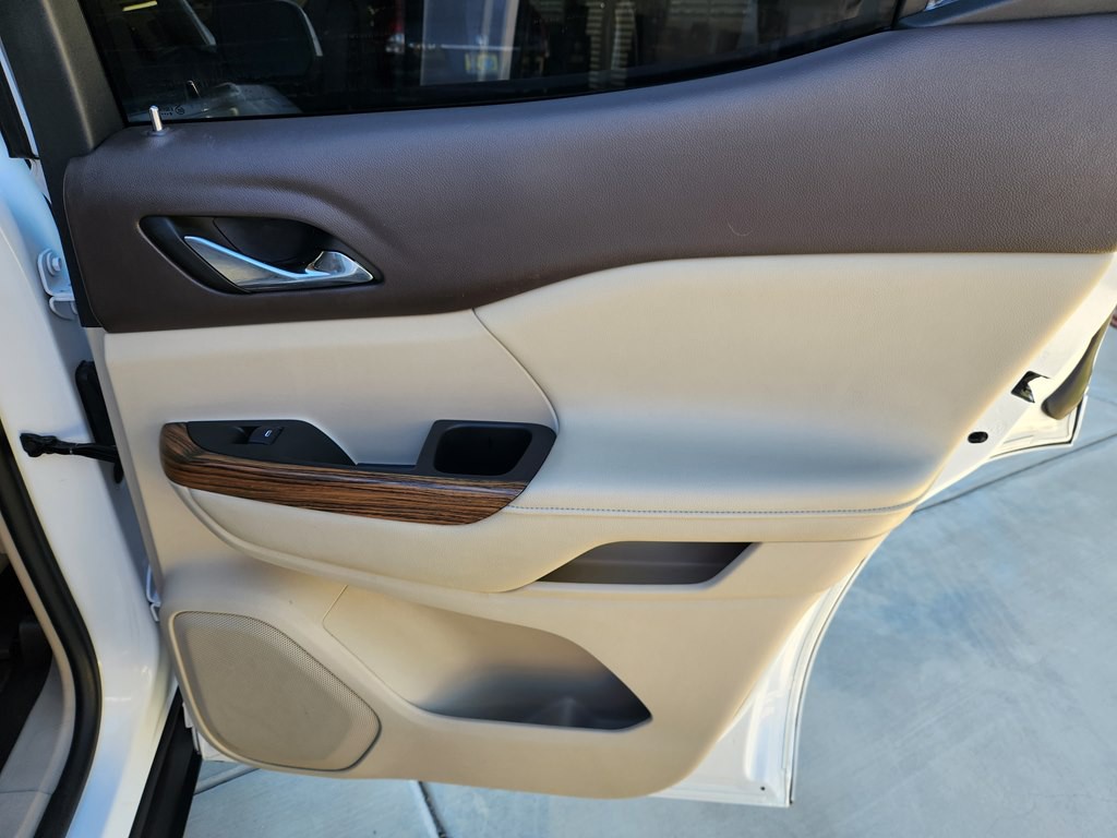 2017 GMC Acadia Image 32