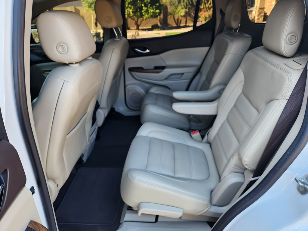 2017 GMC Acadia Image 35