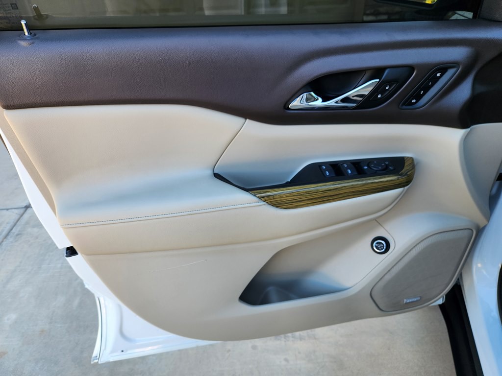 2017 GMC Acadia Image 40