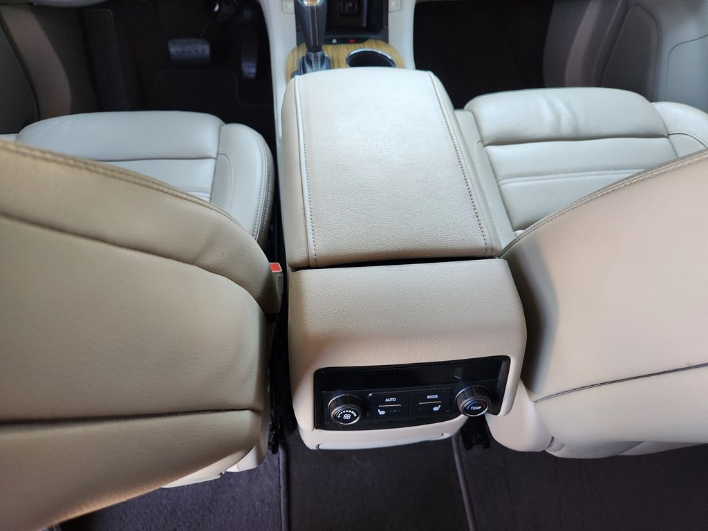 2017 GMC Acadia Image 54