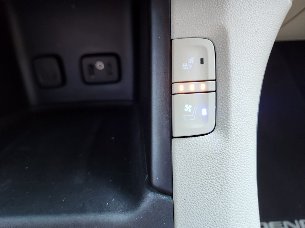 2017 GMC Acadia Image 60