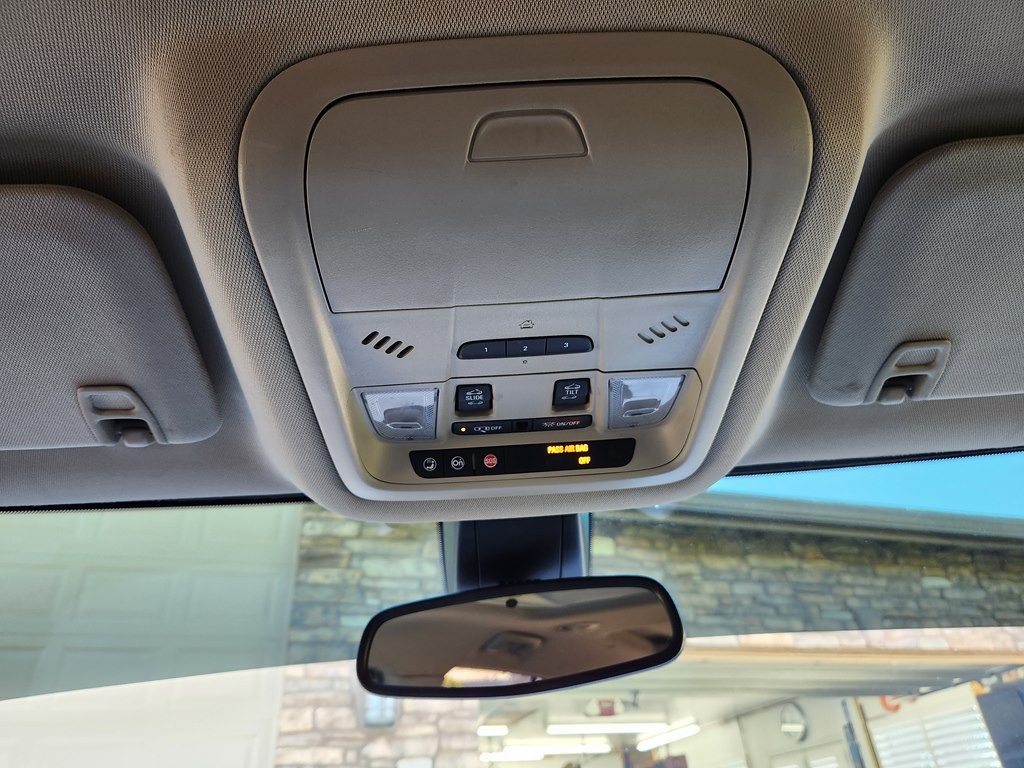 2017 GMC Acadia Image 63