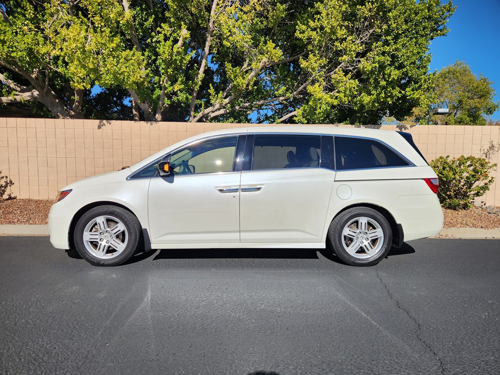 2013 Honda Odyssey Image 12