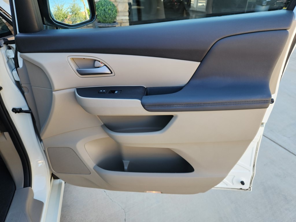 2013 Honda Odyssey Image 25
