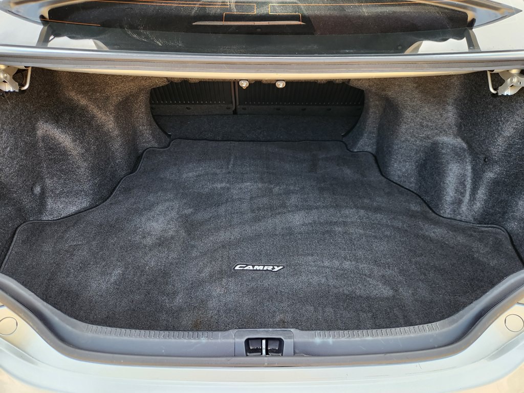 2013 Toyota Camry Image 6