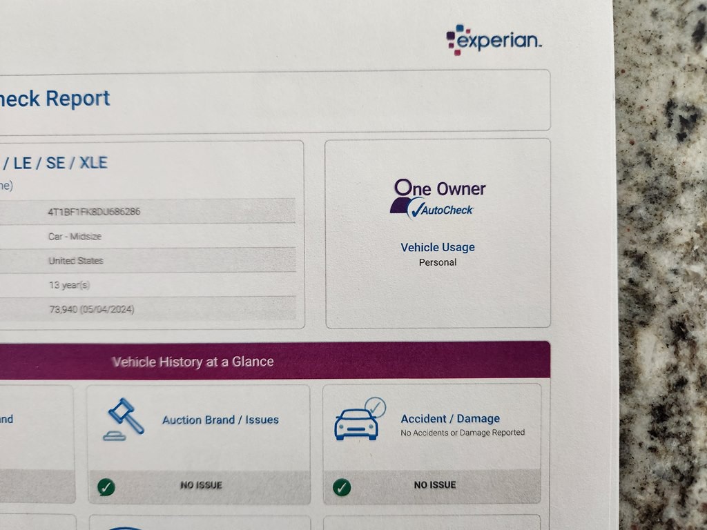 2013 Toyota Camry Image 9
