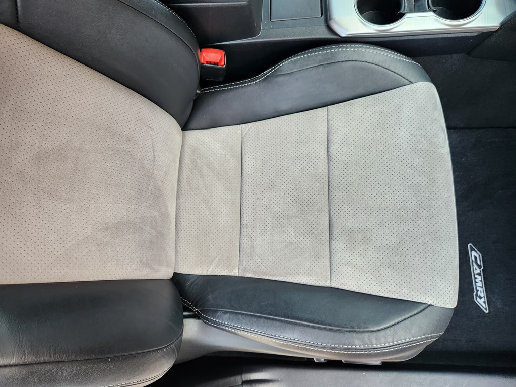 2013 Toyota Camry Image 26