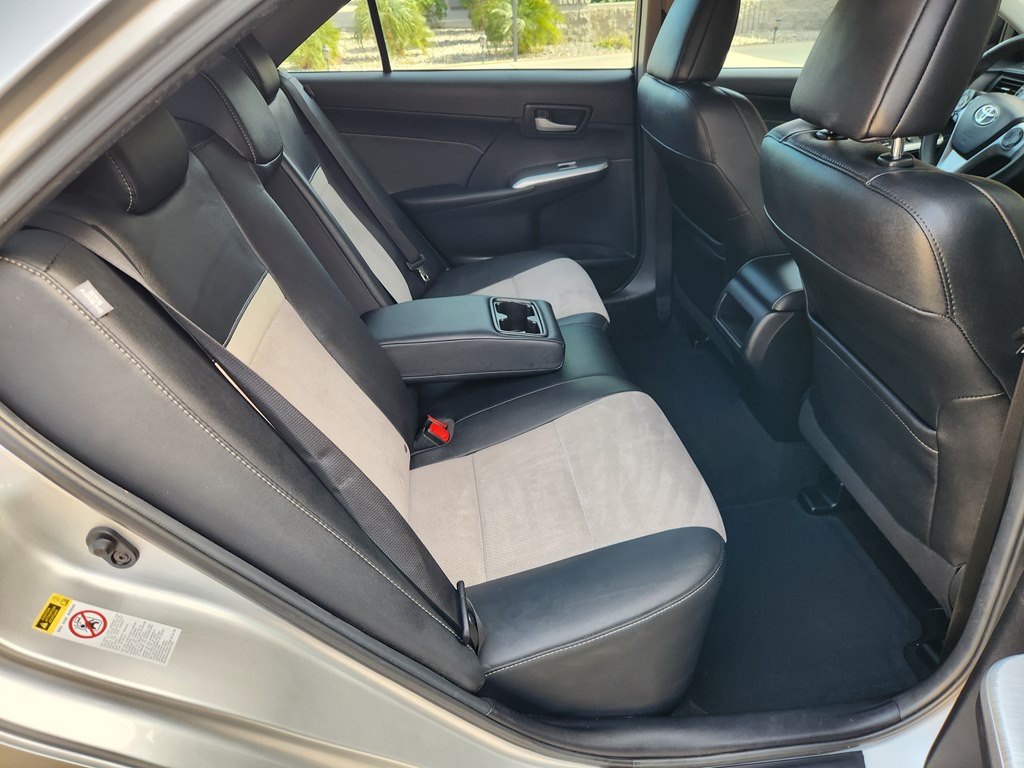 2013 Toyota Camry Image 29