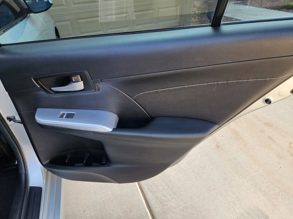 2013 Toyota Camry Image 30