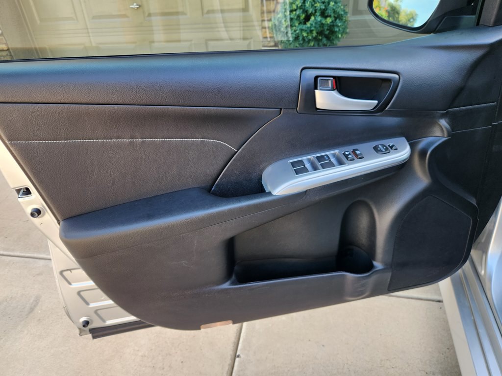 2013 Toyota Camry Image 36