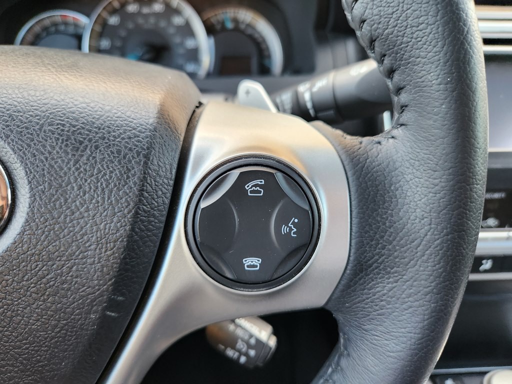 2013 Toyota Camry Image 40