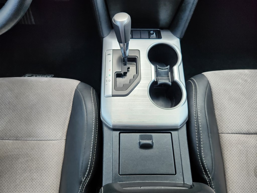 2013 Toyota Camry Image 50