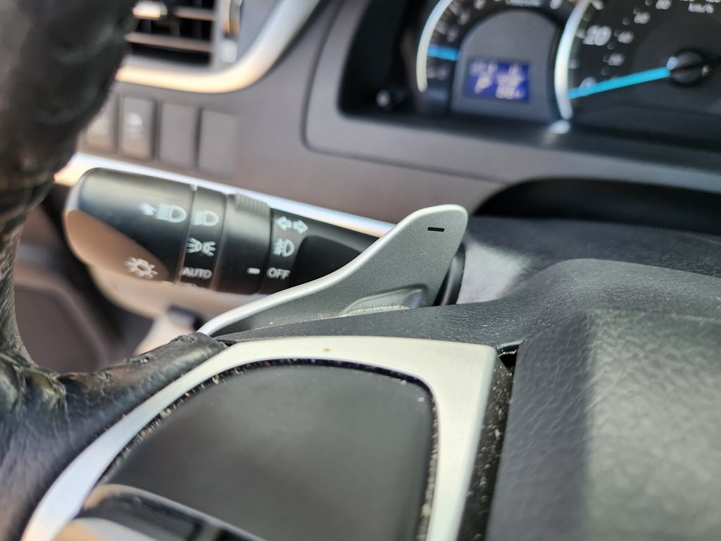 2013 Toyota Camry Image 80