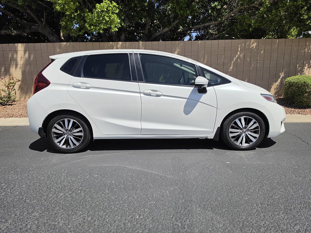 2016 Honda Fit Image 2