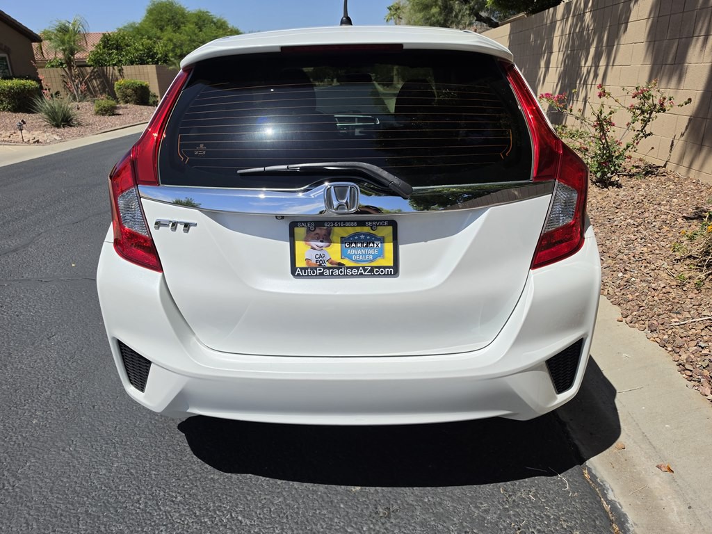 2016 Honda Fit Image 5
