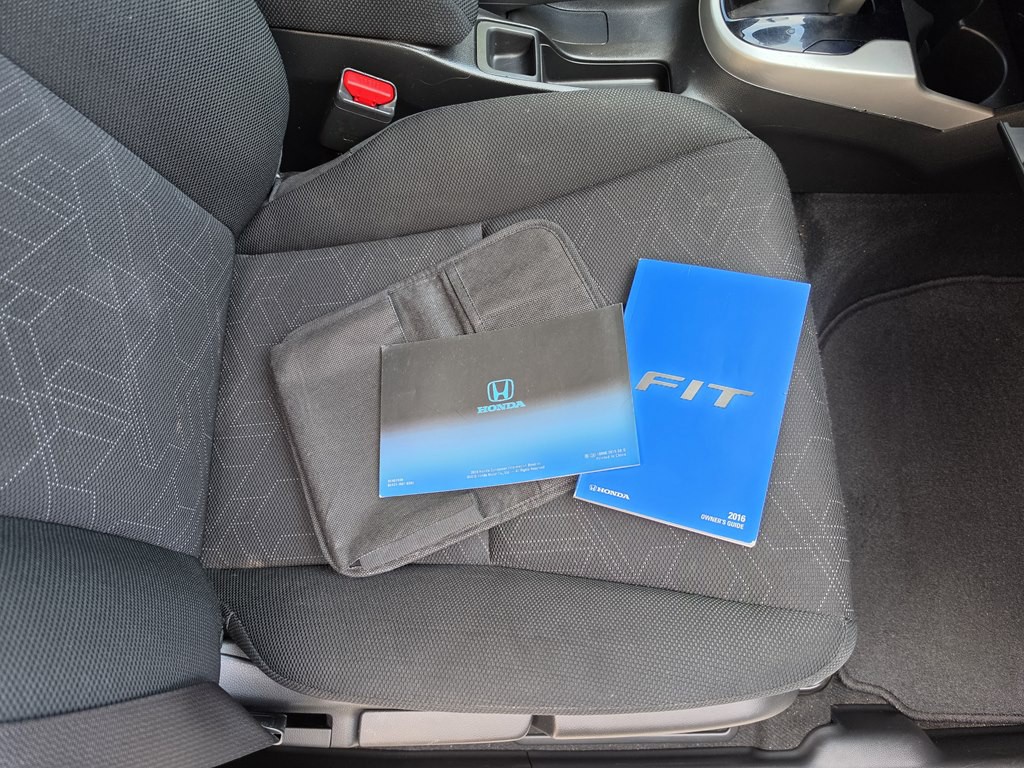 2016 Honda Fit Image 76