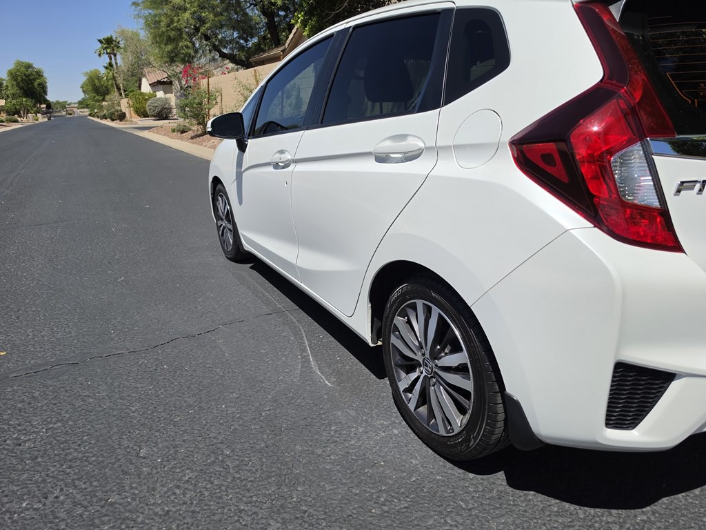 2016 Honda Fit Image 13