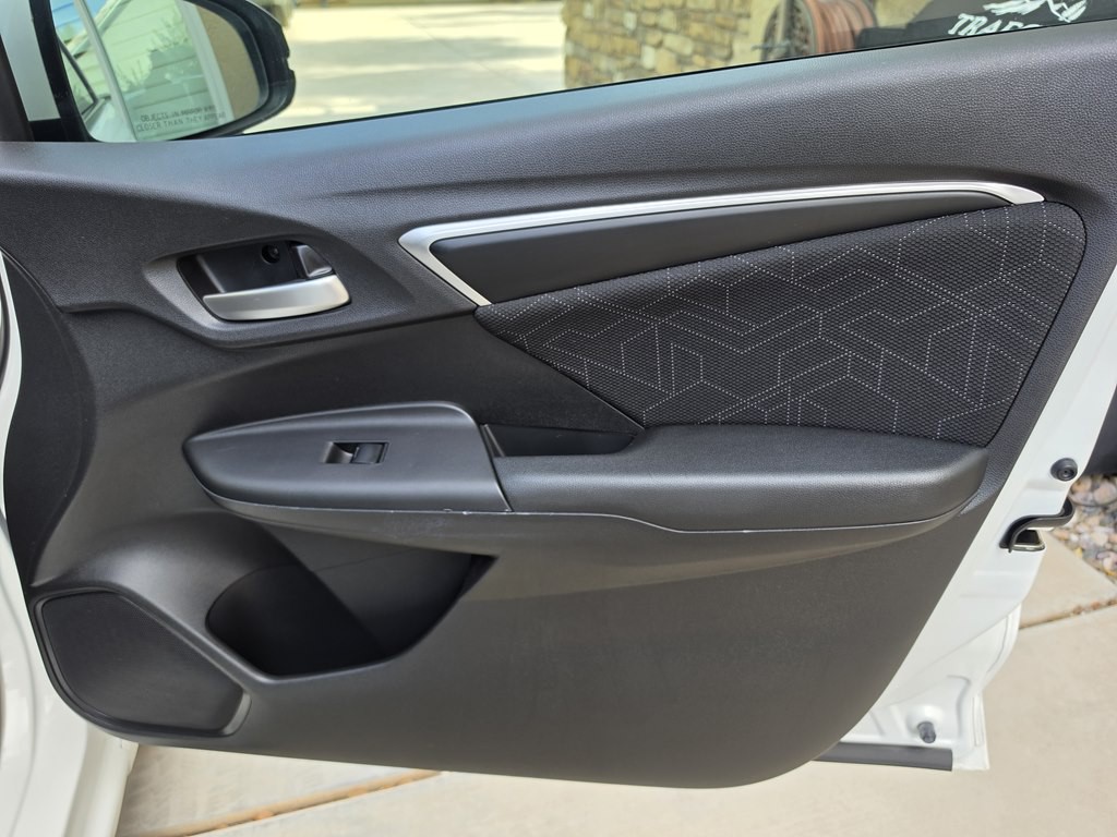2016 Honda Fit Image 28
