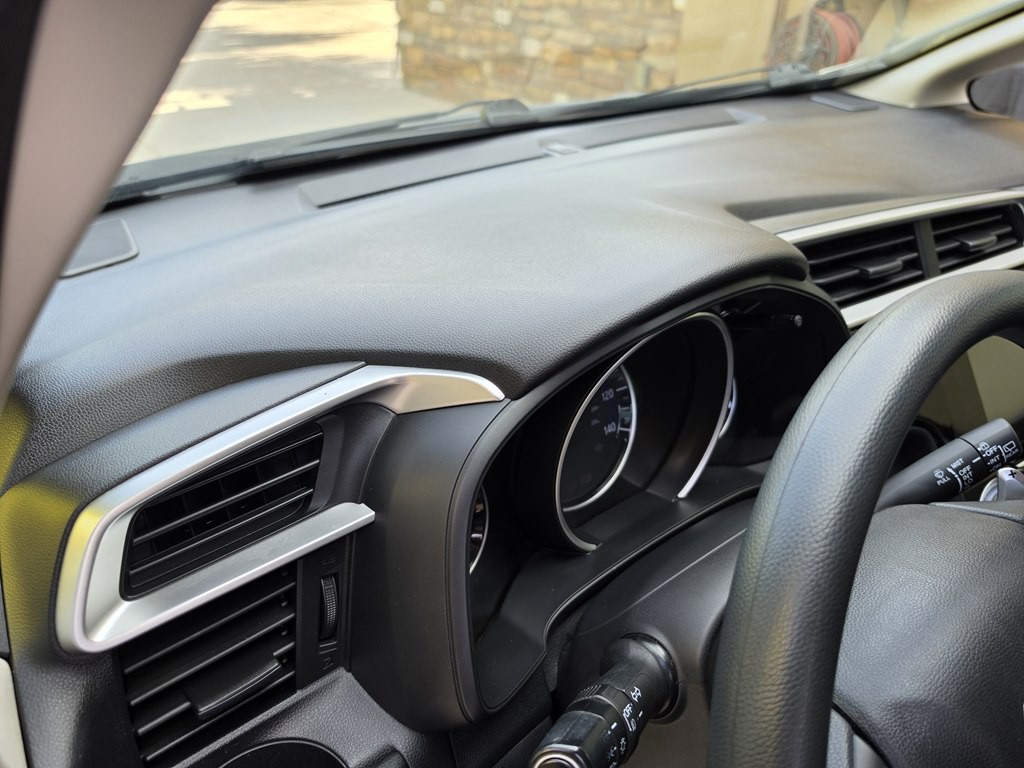 2016 Honda Fit Image 35