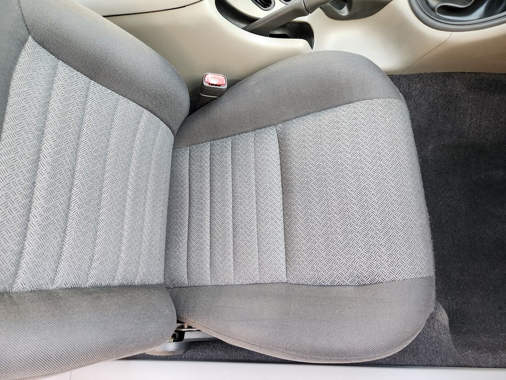 2000 Ford Mustang Image 22