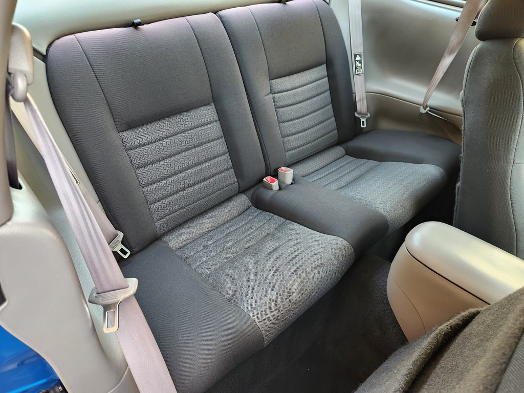 2000 Ford Mustang Image 25