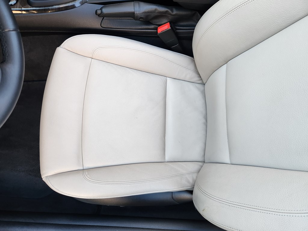 2013 BMW 1 Series Image 26