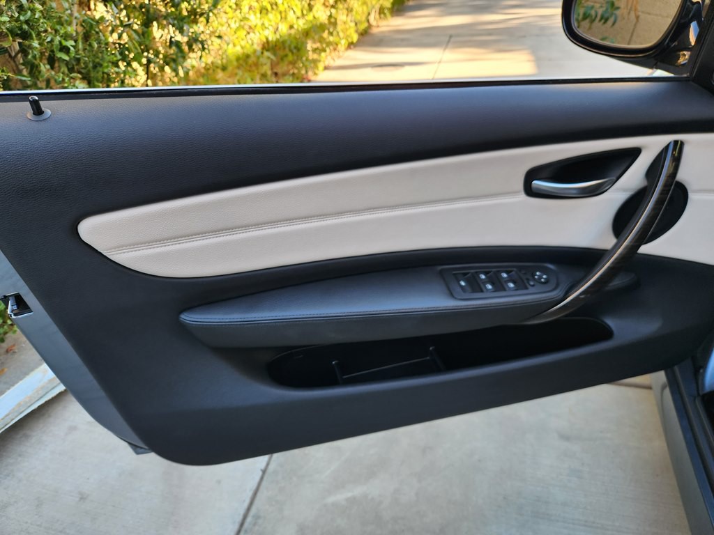 2013 BMW 1 Series Image 28